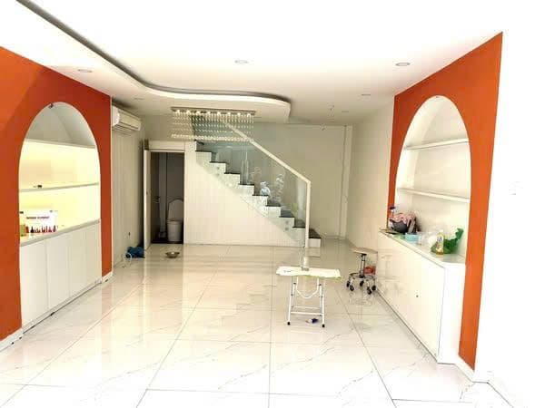 🏢 Mặt Bằng Đẹp – Sẵn Nội Thất – Vào Kinh Doanh Ngay! - Ảnh 2