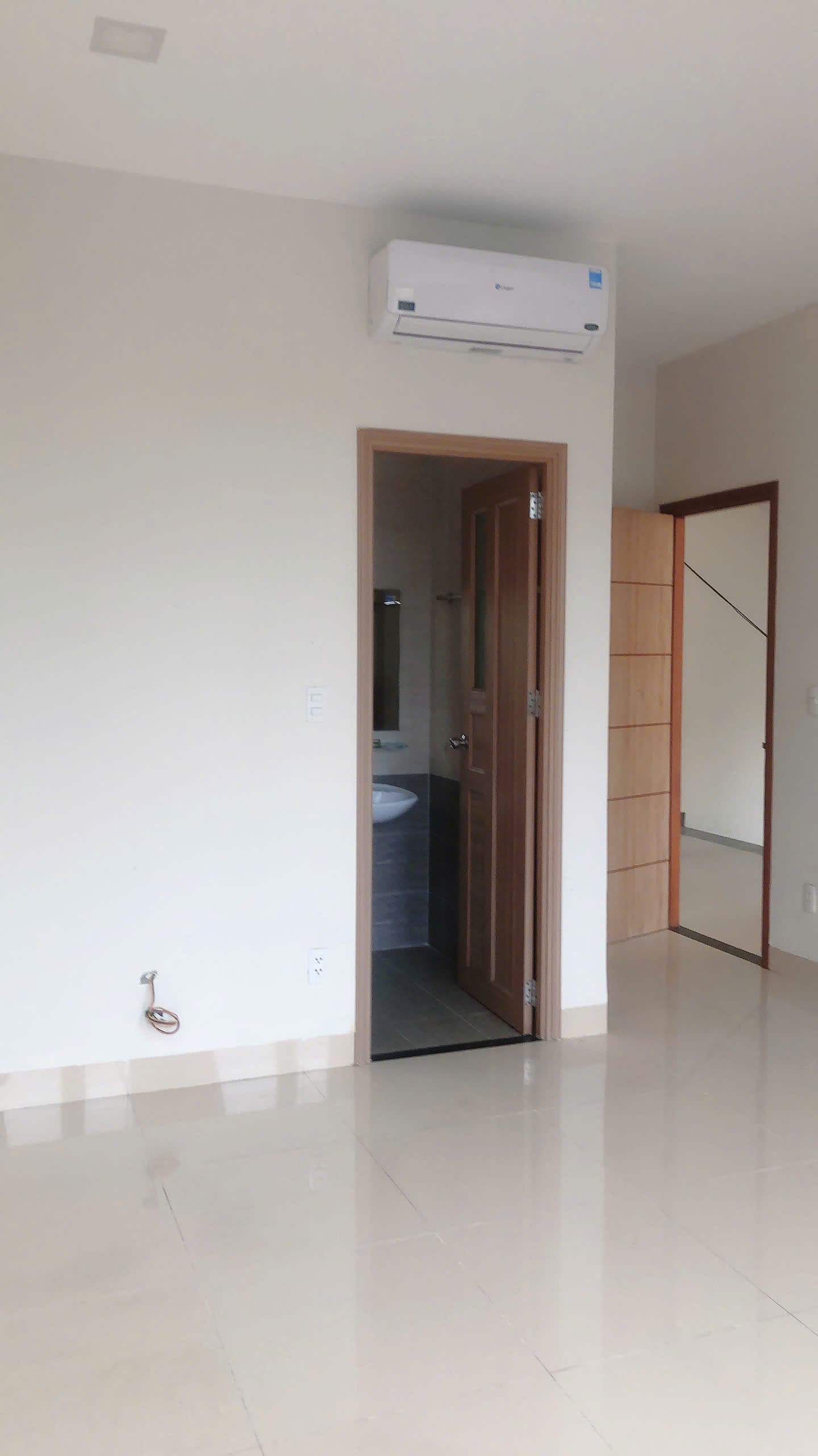 NHÀ NGUYÊN CĂN 3,5 TẦNG MT GÓC LÊ VĂN HIẾN - ĐẶNG XUÂN THIỀU - Ảnh 1