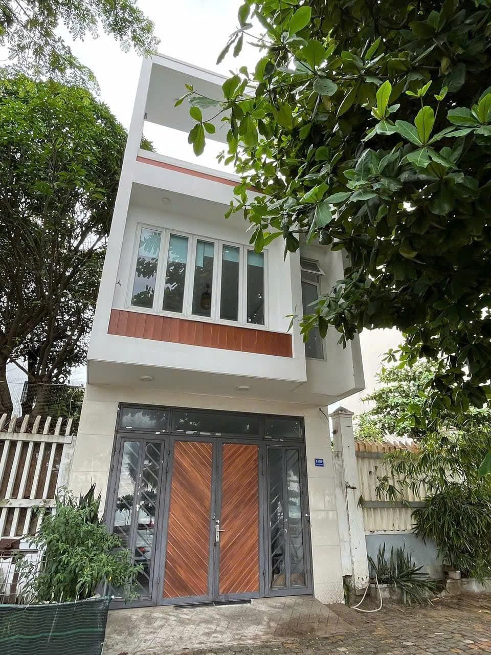 NHÀ NGUYÊN CĂN 3 TẦNG CHO THUÊ MẶT TIỀN NGUYỄN TẤT THÀNH ĐẦY ĐỦ NỘI THẤT - Ảnh 1