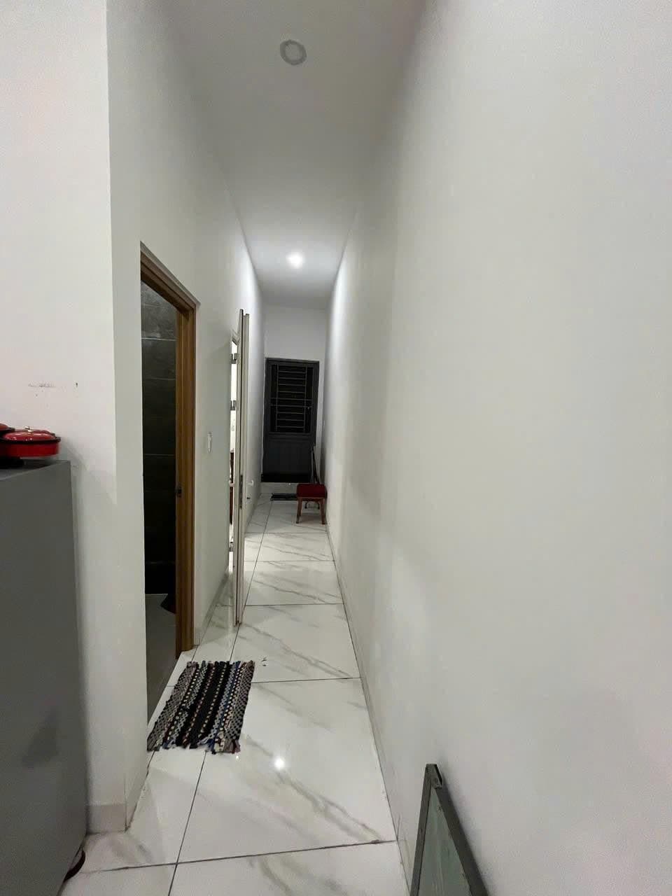 NHÀ NGUYÊN CĂN 3 TẦNG CHO THUÊ MẶT TIỀN NGUYỄN TẤT THÀNH ĐẦY ĐỦ NỘI THẤT - Ảnh 3