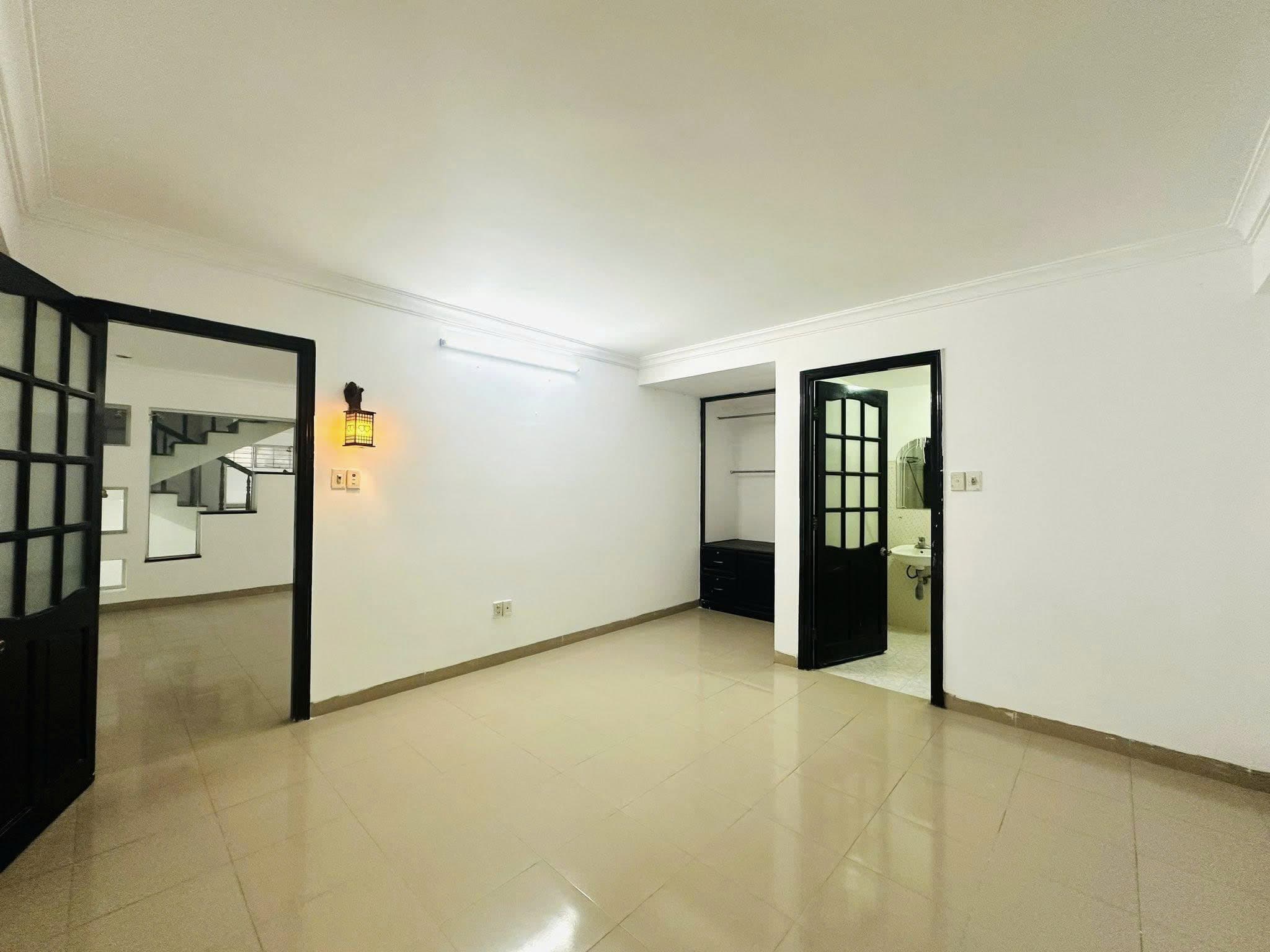 NHÀ NGUYÊN CĂN 4 TẦNG 400M2 TẠI ÔNG ÍCH KHIÊM - Ảnh 6