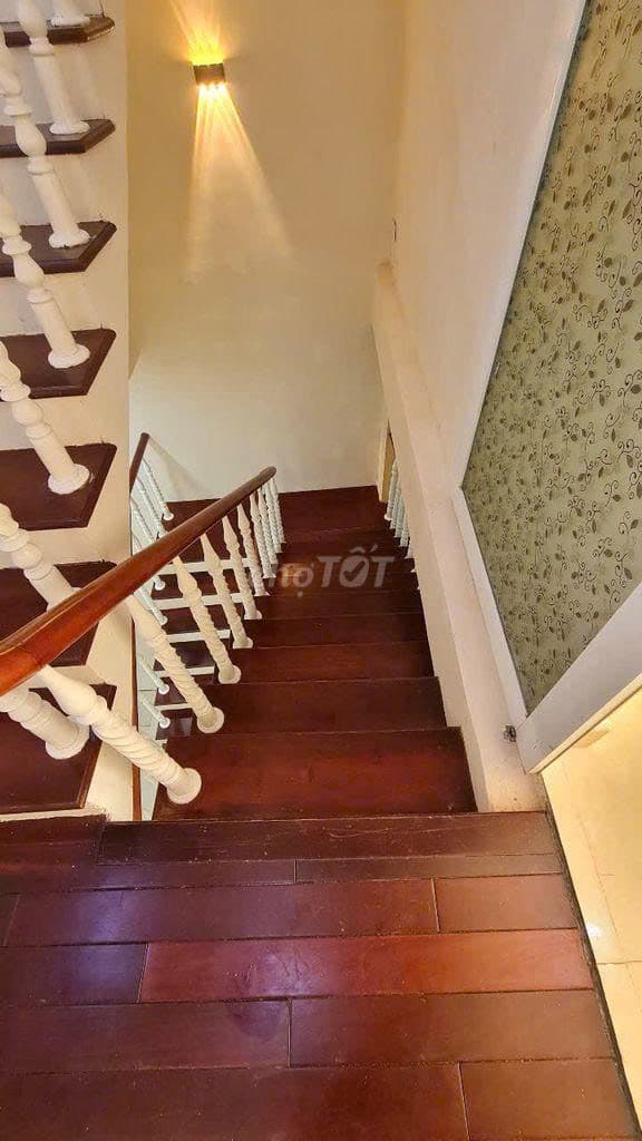 NHÀ NGUYÊN CĂN 3 TẦNG CHO THUÊ 192M2 TẠI HOÀNG DIỆU - Ảnh 3