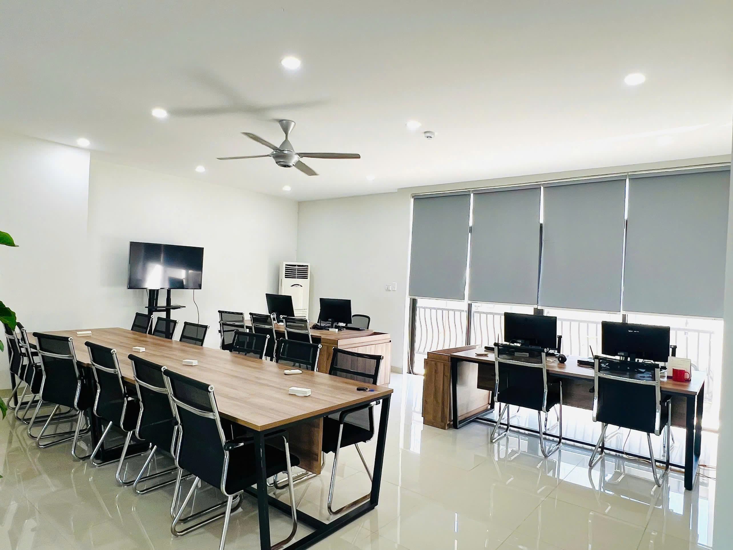 VĂN PHÒNG CHO THUÊ TẦNG 4 140M2 TẠI NGUYỄN SINH SẮC - Ảnh 2