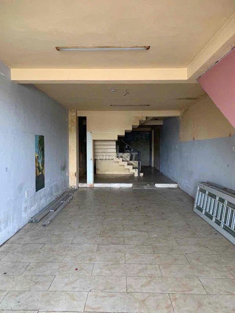 NHÀ NGUYÊN CĂN 4 TẦNG 6PN TẠI ĐƯỜNG TẢN ĐÀ - Ảnh 2