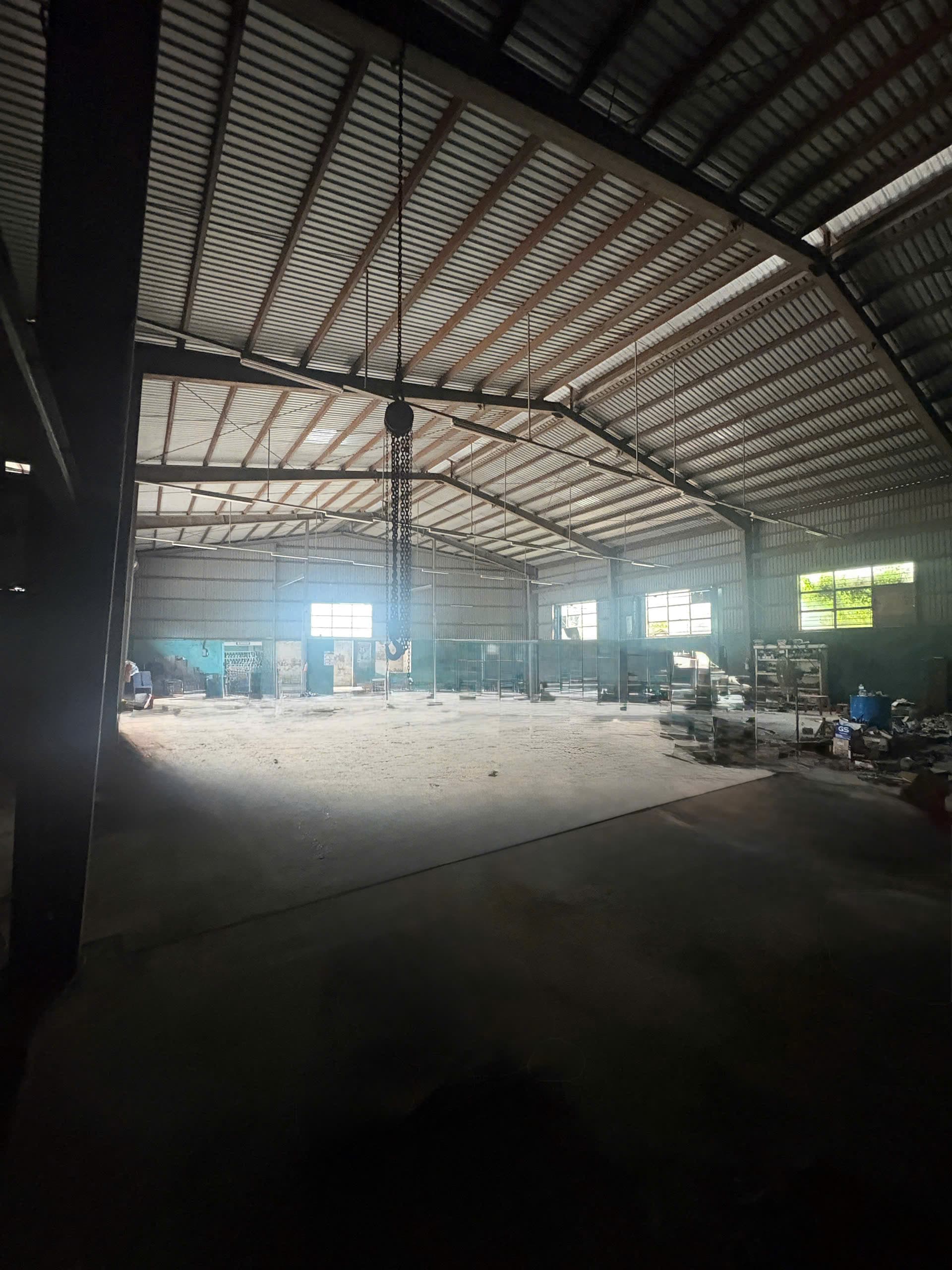 CHO THUÊ KHO XƯỞNG TÔN ĐỨC THẮNG - GẦN NGAY BẾN XE - LIÊN CHIỂU - Ảnh 1