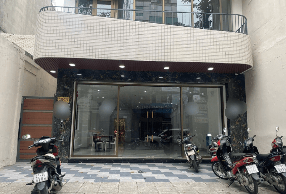 Nhà nguyên căn 3 tầng trống suốt, phù hợp kinh doanh - Ảnh 2