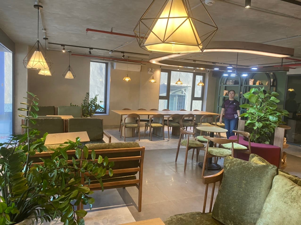 Mặt bằng trống suốt 2 tầng tại Lê Đình Lý, diện tích 108m², phù hợp kinh doanh - Ảnh 4