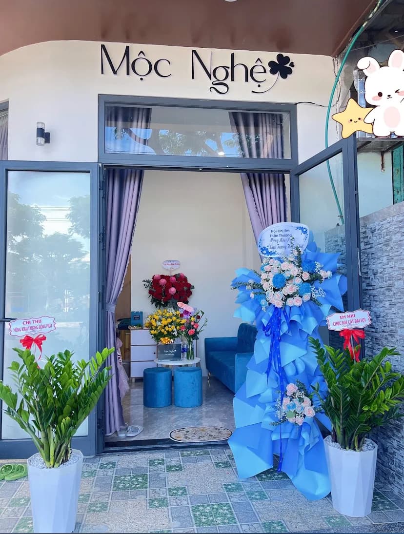 Nhà nguyên căn 3 tầng diện tích 60m2, phù hợp để ở tại Lê Văn Hiến - Ảnh 1