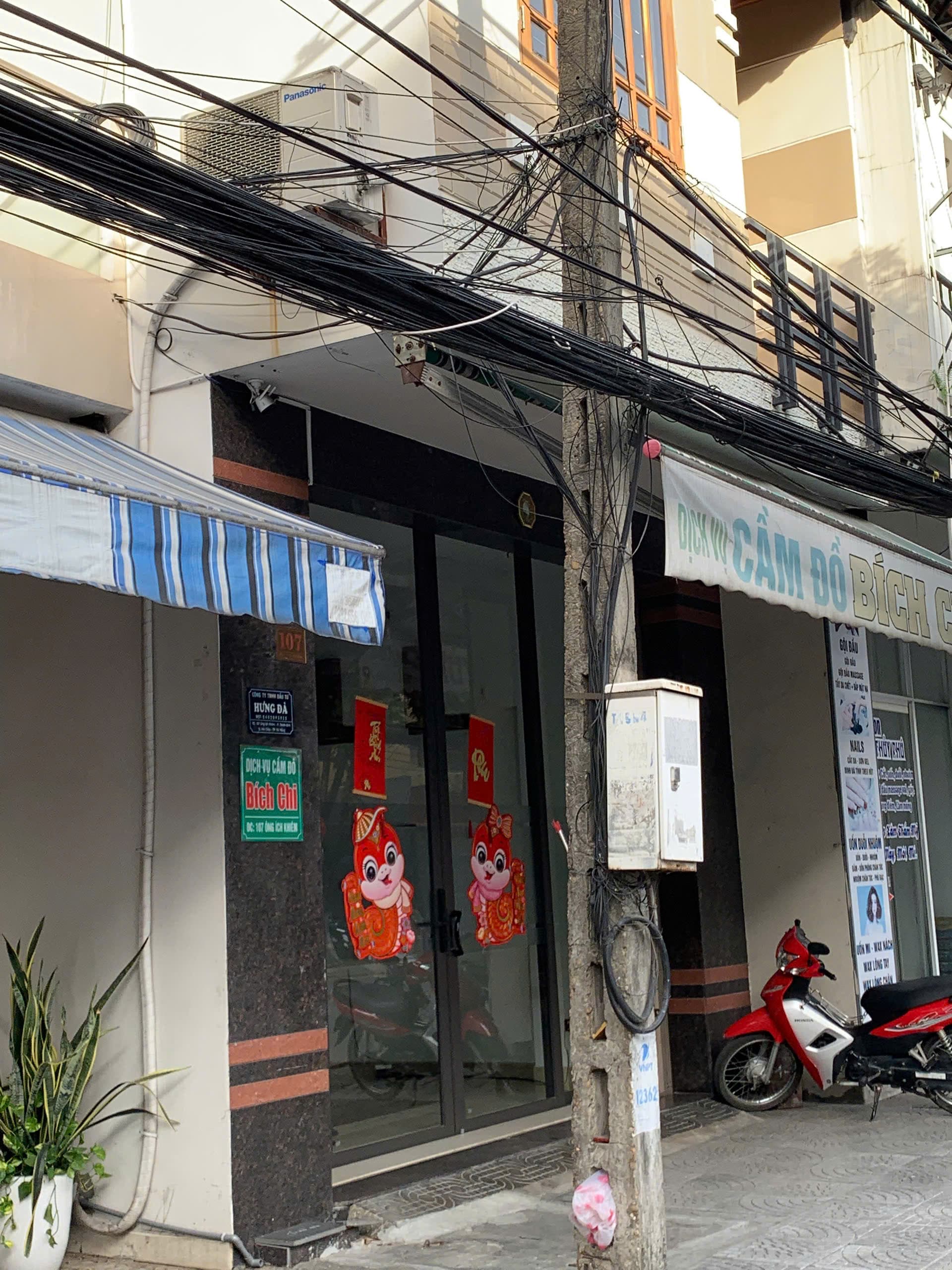 Nhà nguyên căn 4 tầng đường Ông Ích Khiêm, diện tích 65m², phù hợp kinh doanh và ăn uống - Ảnh 1