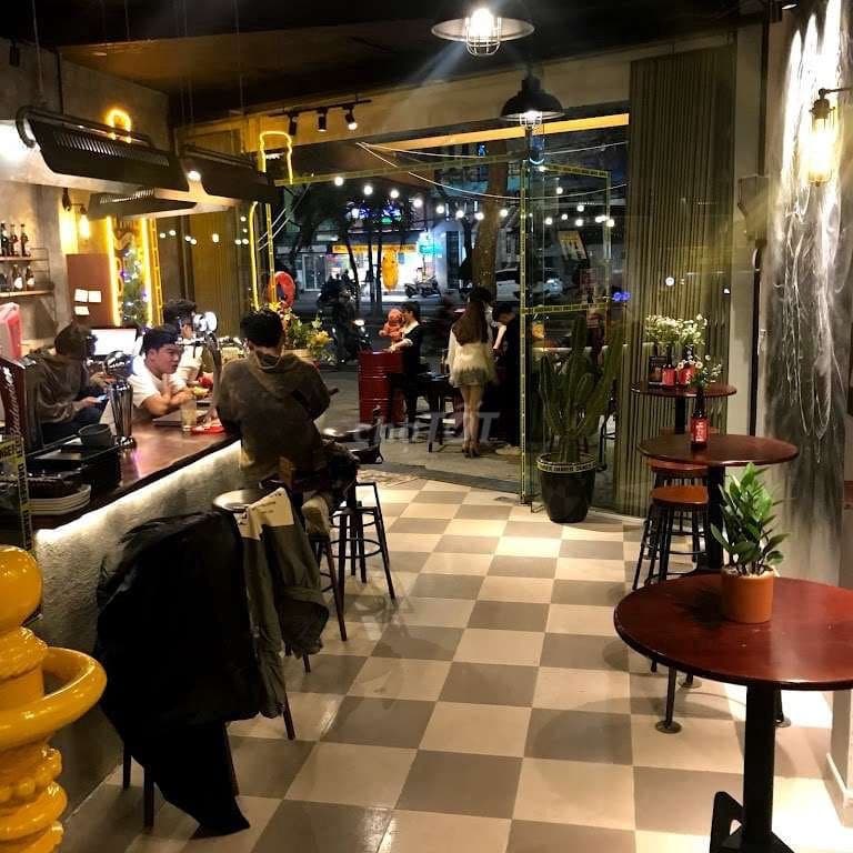 Nhà nguyên căn 2 tầng trống suốt đường Nguyễn Hữu Thọ, phù hợp kinh doanh đa ngành - Ảnh 2