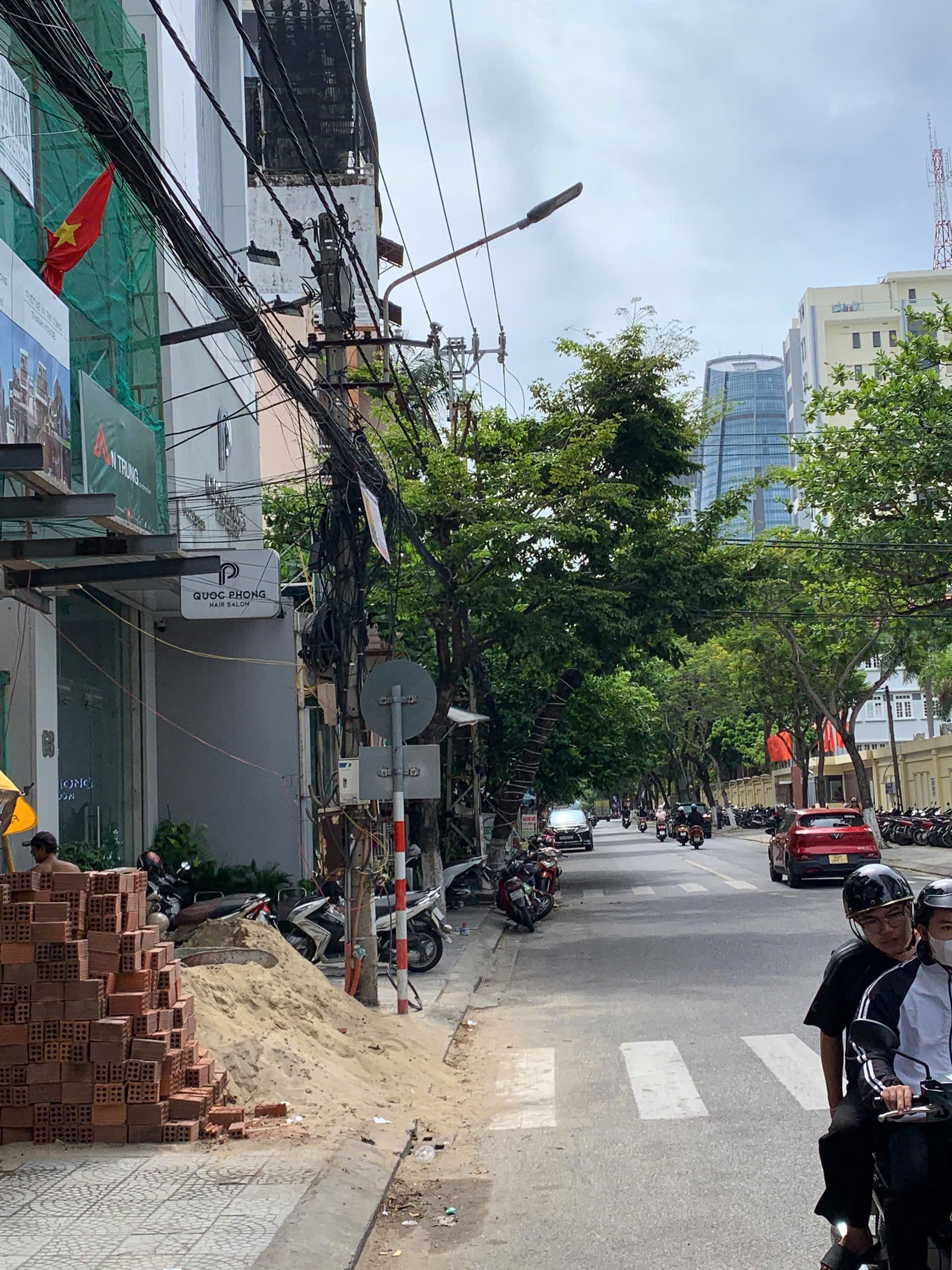 Mặt bằng kinh doanh 90m2 tại đường Lý Tự Trọng, phù hợp kinh doanh cà phê và ăn uống - Ảnh 1