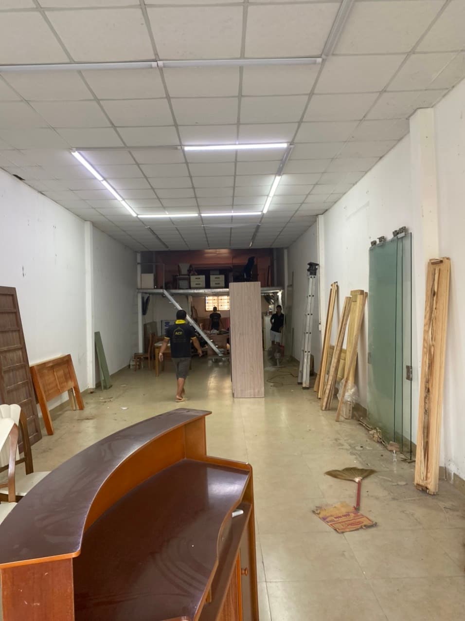 Nhà cấp 4 trống suốt diện tích 100m² tại Nguyễn Hữu Thọ, phù hợp để thuê - Ảnh 3