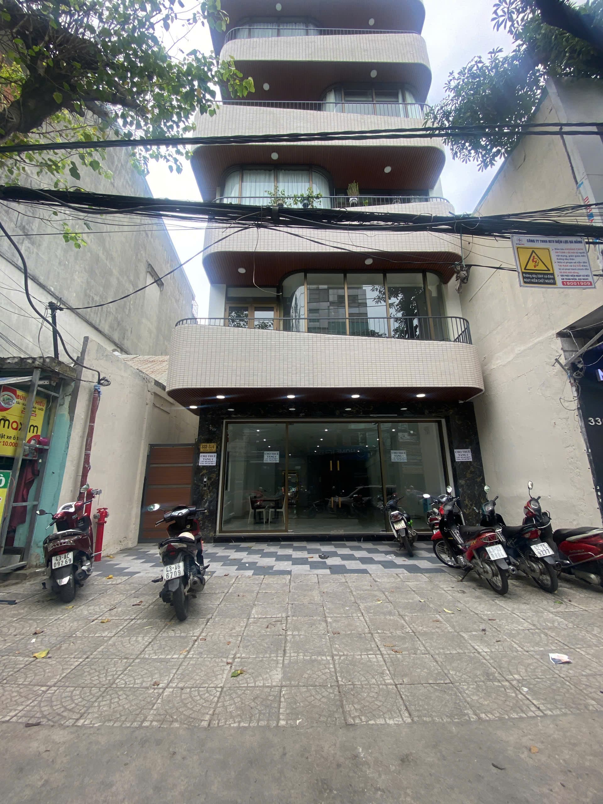 Nhà cấp 4 Hoàng Diệu trống suốt 4,5m x 20m phù hợp kinh doanh - Ảnh 1