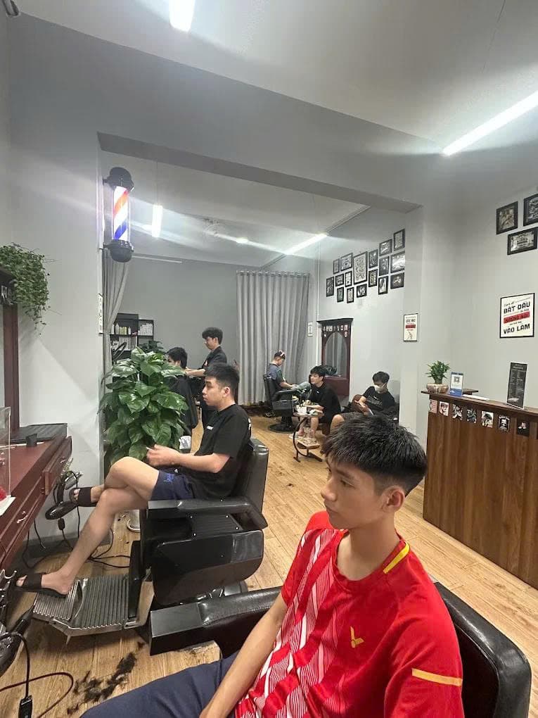 Mặt bằng kinh doanh trống suốt 35m2 đường Núi Thành, phù hợp kinh doanh sạch sẽ - Ảnh 2