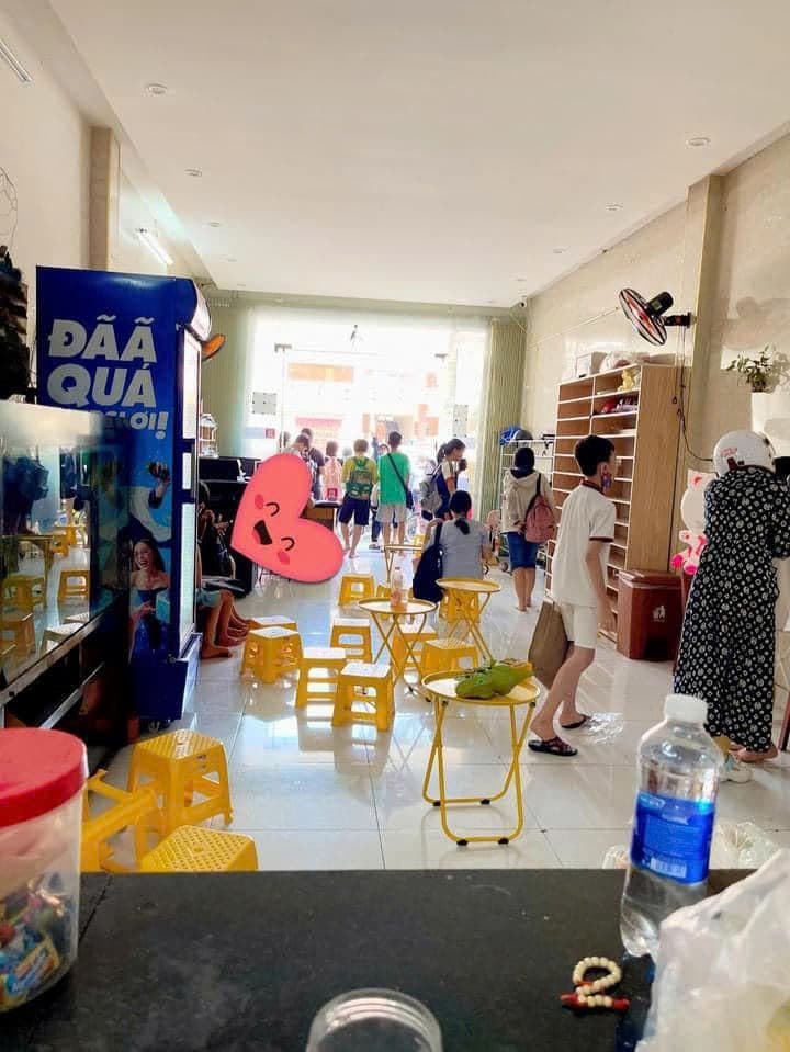 Nhà 3 tầng diện tích 4,5x23m tại Núi Thành, phù hợp kinh doanh sạch sẽ - Ảnh 3