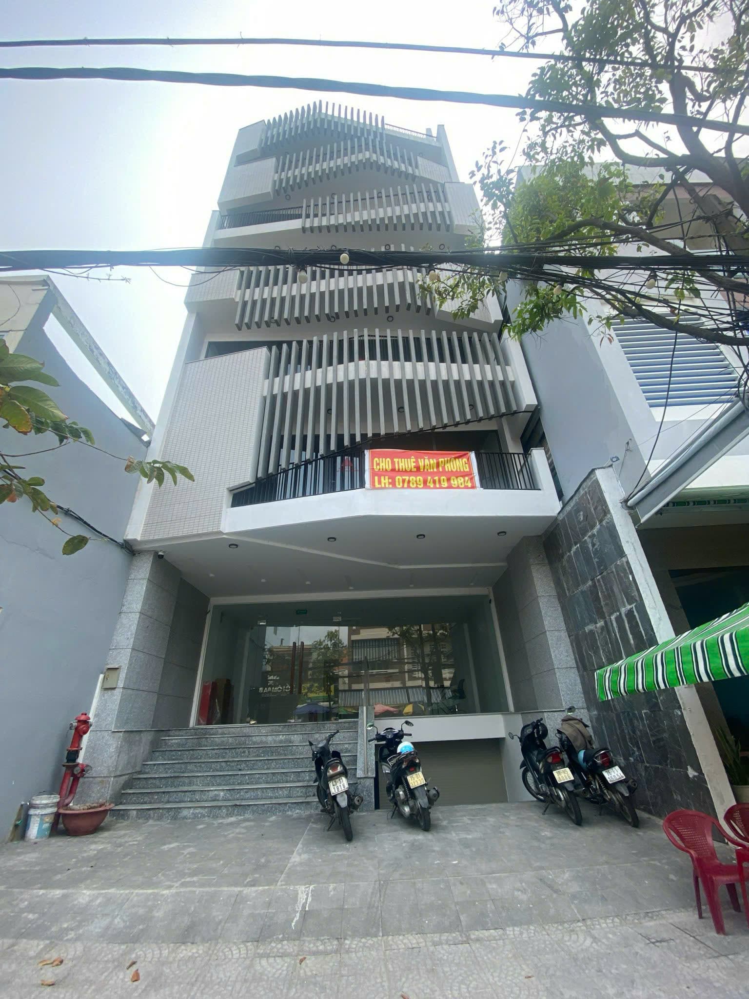 Mặt bằng kinh doanh mới đẹp 40m2 tại Núi Thành, có wc riêng và lối đi chung - Ảnh 1