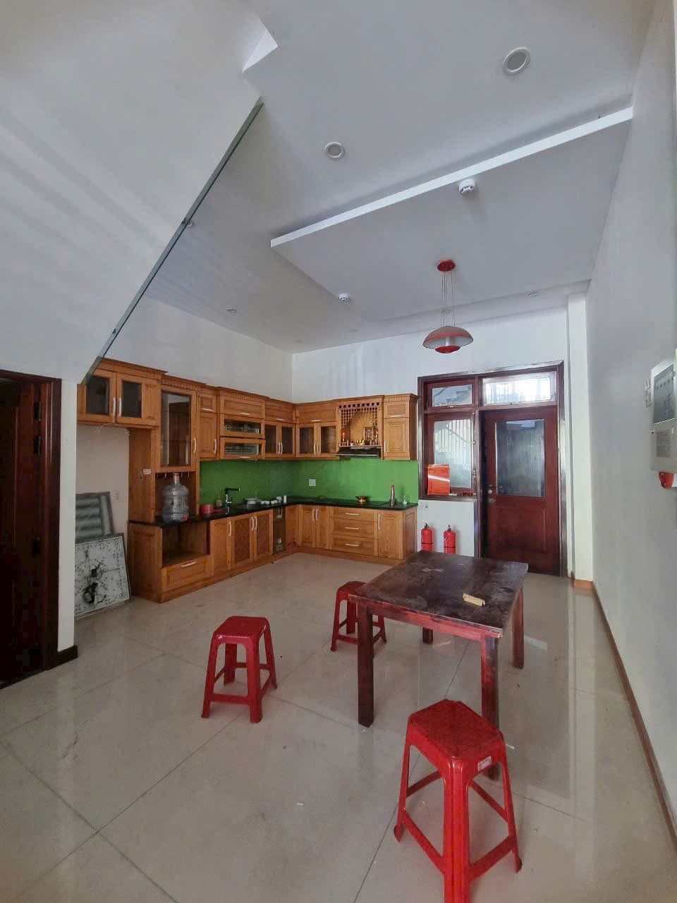 CHO THUÊ NHÀ NGUYÊN CĂN 4 TẦNG ĐƯỜNG NGUYỄN HỮU THỌ - Ảnh 9