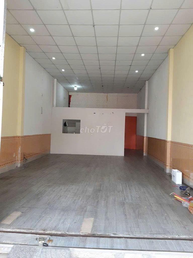 CHO THUÊ NHÀ NGUYÊN CĂN CẤP 4 CÓ LỬNG CẠNH ĐẠI HỌC KINH TẾ - Ảnh 1