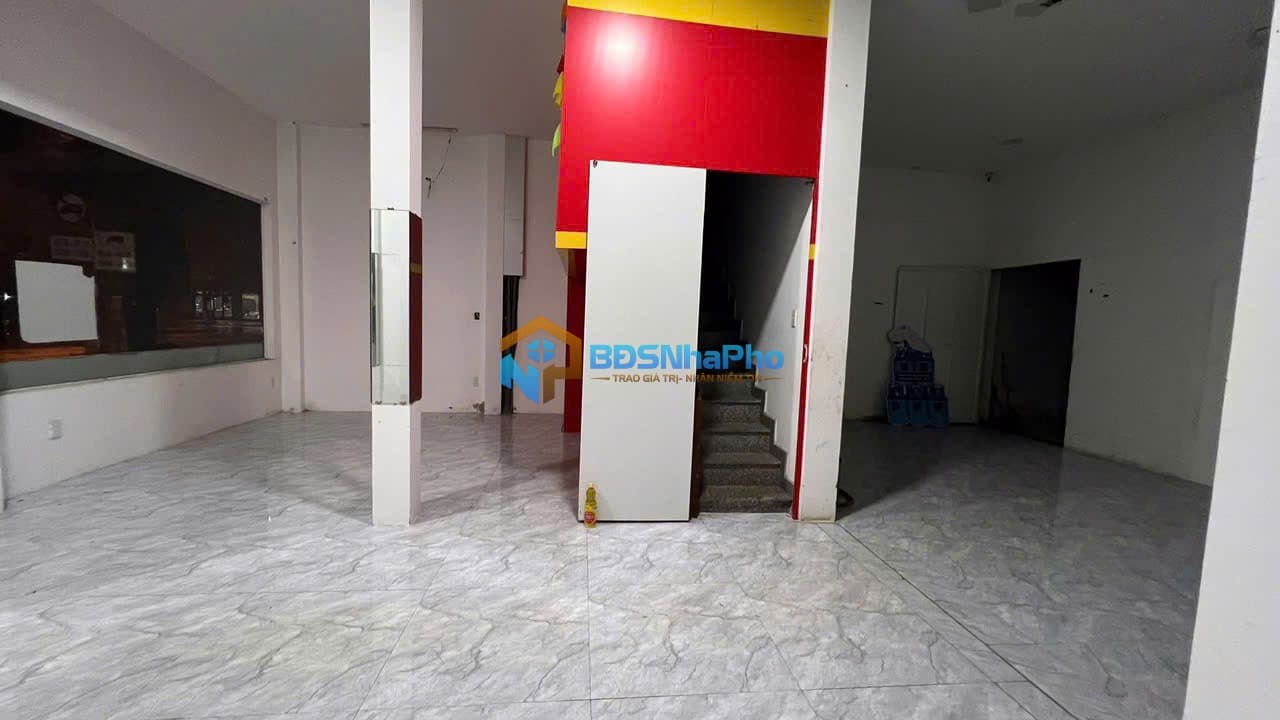 CHO THUÊ MB 320M2 NGAY NGÃ TƯ PHẠM HÙNG - Ảnh 3