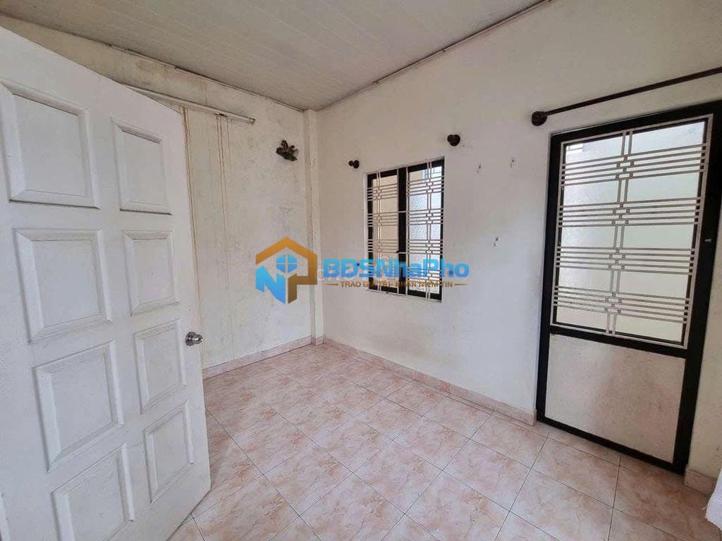 CHO THUÊ NHÀ NGUYÊN CĂN 2.5 TẦNG GẦN CHÍNH HỮU - Ảnh 3