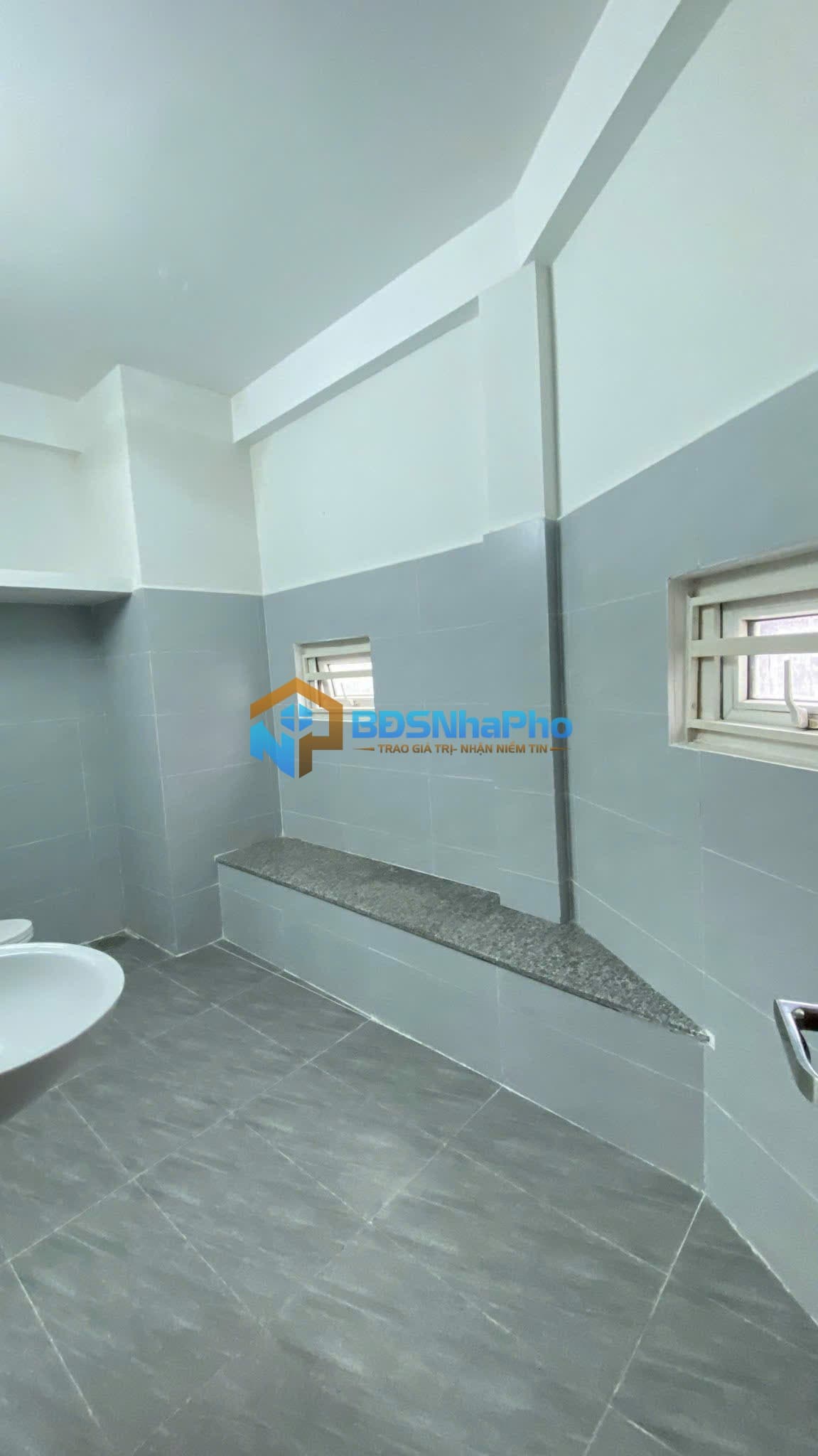 CHO THUÊ NGUYÊN CĂN 3 TẦNG ĐỐI DIỆN CÔNG AN THÀNH PHỐ - Ảnh 6