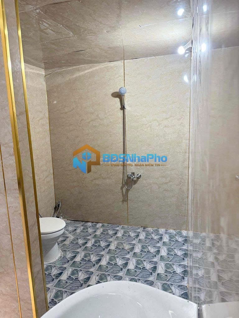 CHO THUÊ NHÀ CẤP 4 CÓ SÂN RỘNG TẠI LÊ LỘ - Ảnh 4