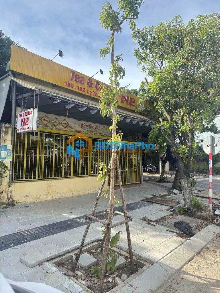 CHO THUÊ MB RỘNG DT 266M2 TẠI LÝ THÁI TÔNG PHÙ HỢP QUÁN NHẬU, CAFE - Ảnh 1