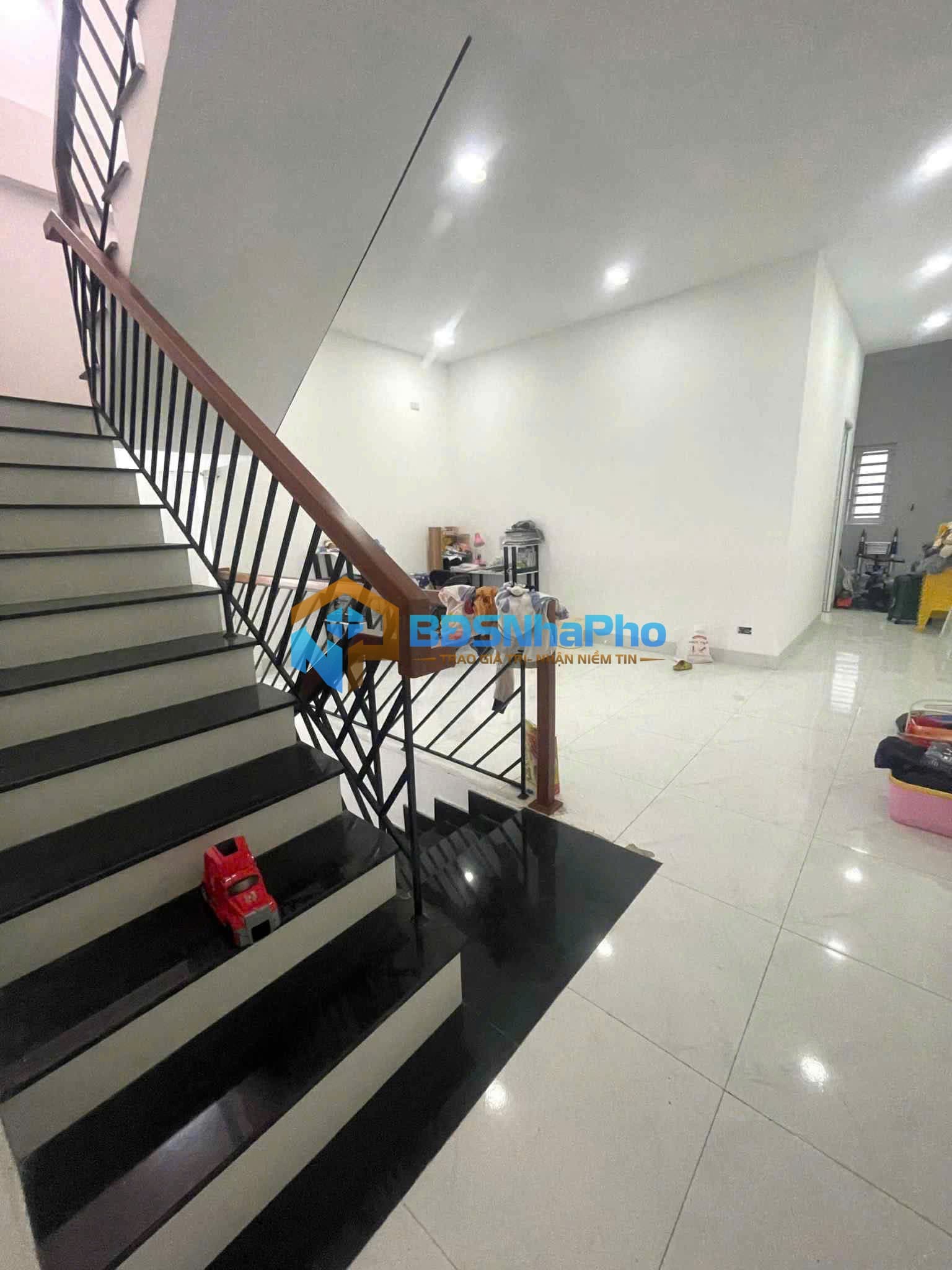 CHO THUÊ NHÀ 2,5 TẦNG DT 110M2 TẠI BÙI TẤN DIÊN - Ảnh 3