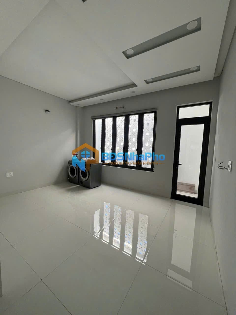 CHO THUÊ NHÀ 3 TẦNG DT 100M2 TẠI LÊ QUẢNG CHÍ - Ảnh 8