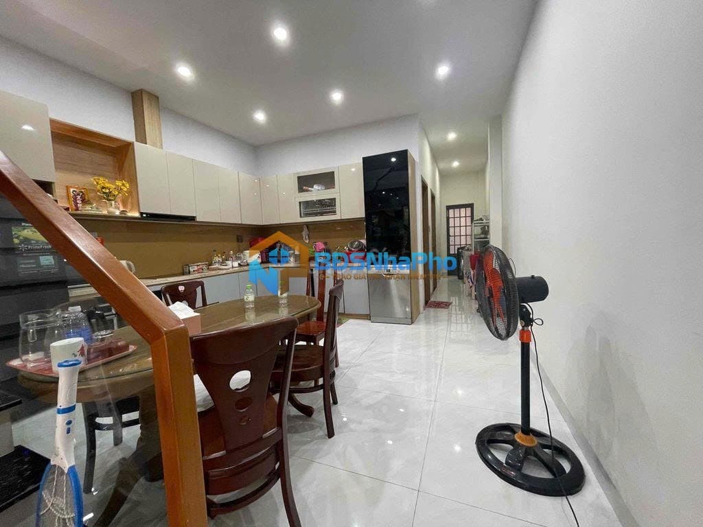 CHO THUÊ NHÀ NGUYÊN CĂN 2 TẦNG DT 90M2 GẦN BẾN XE - Ảnh 5