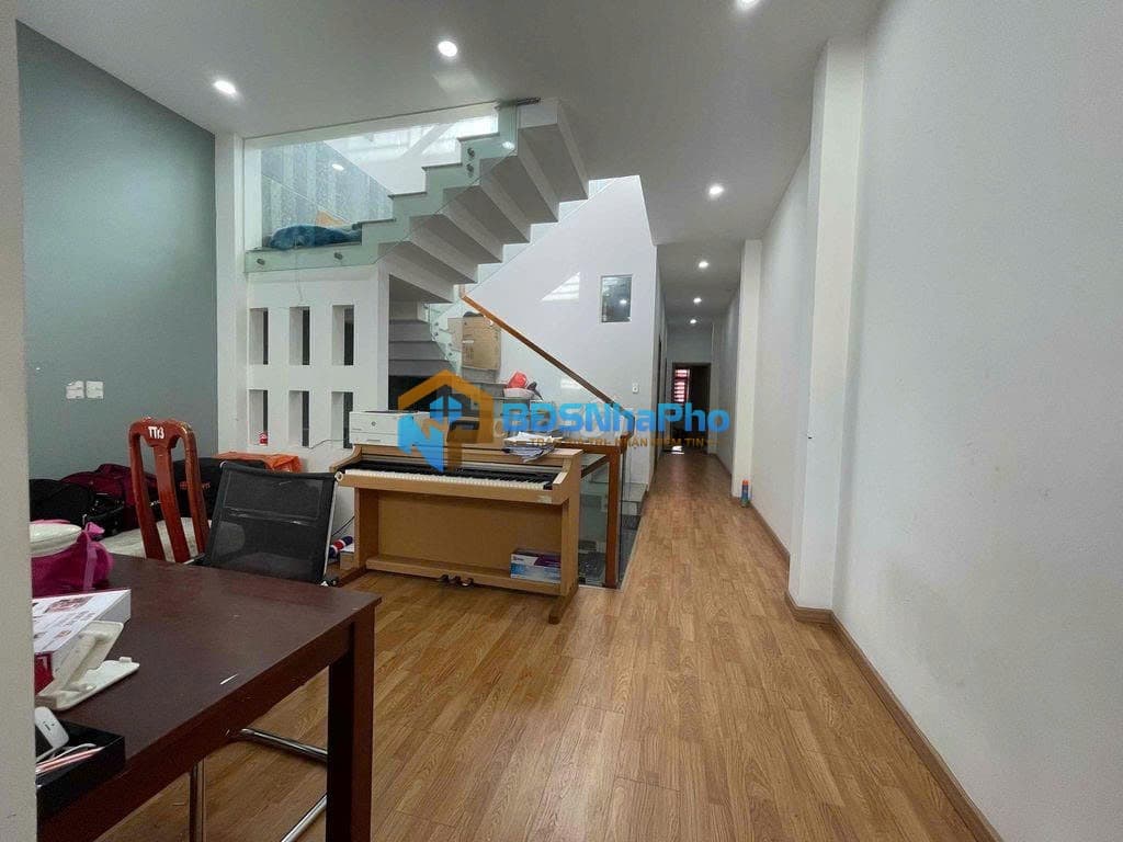 CHO THUÊ NHÀ NGUYÊN CĂN 2 TẦNG DT 90M2 GẦN BẾN XE - Ảnh 6