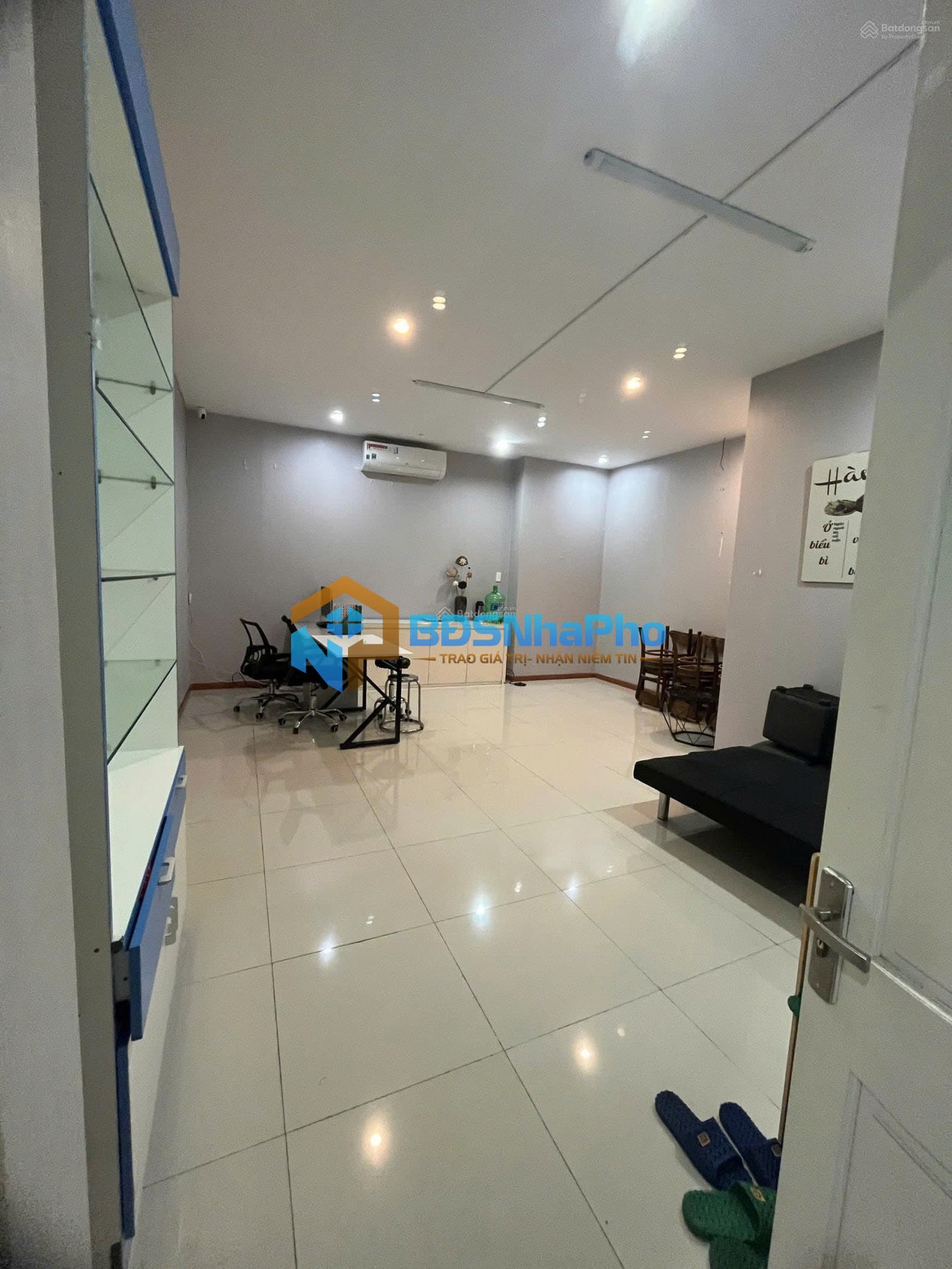 CHO THUÊ TẦNG 2,3 TRONG NHÀ NGUYÊN CĂN TẠI NGUYỄN CHÍ THANH - Ảnh 3