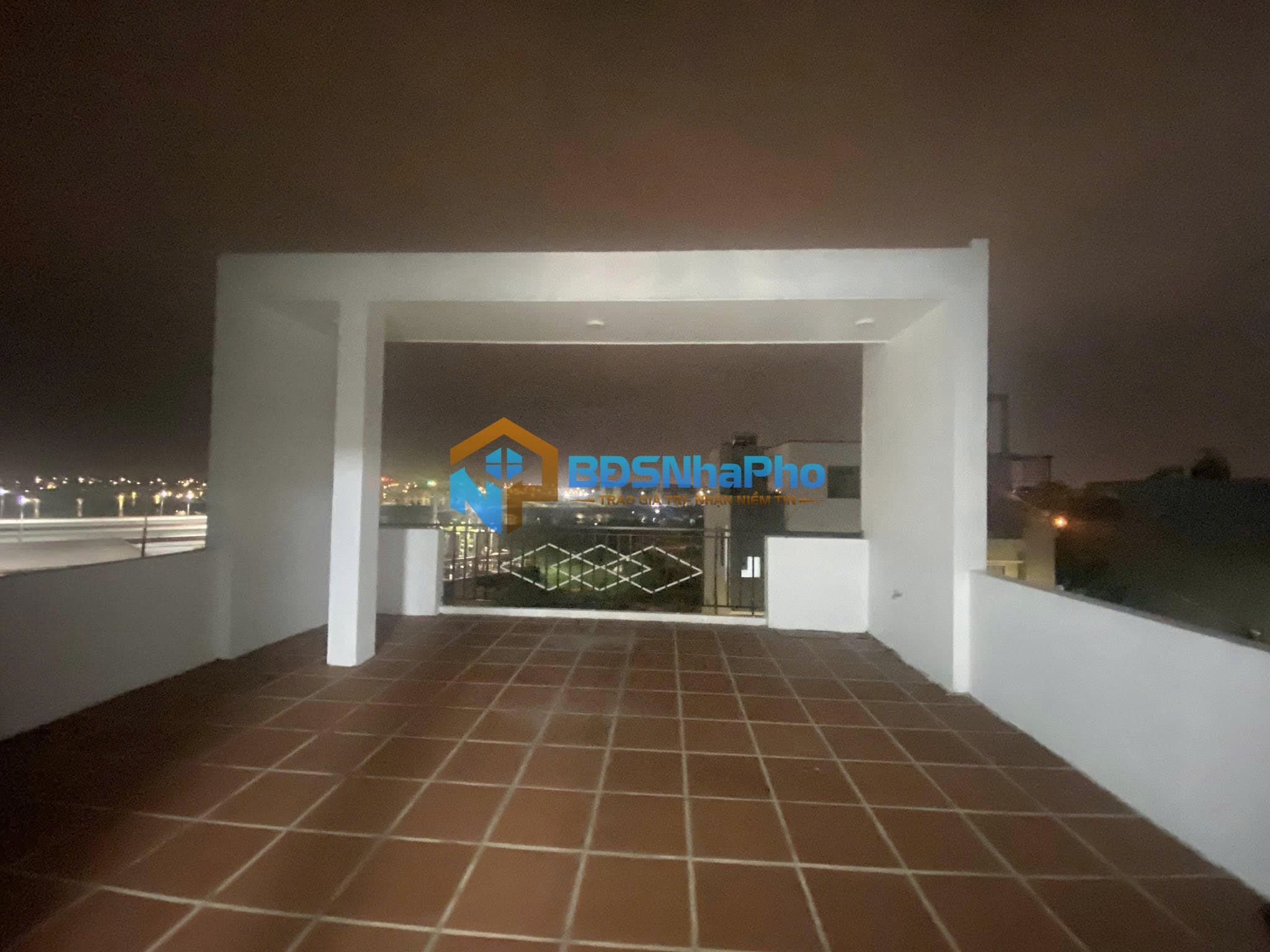 CHO THUÊ NHÀ NGUYÊN CĂN 3 TẦNG DT 100M2 TẠI NGUYỄN ĐÌNH CHIỂU - Ảnh 3