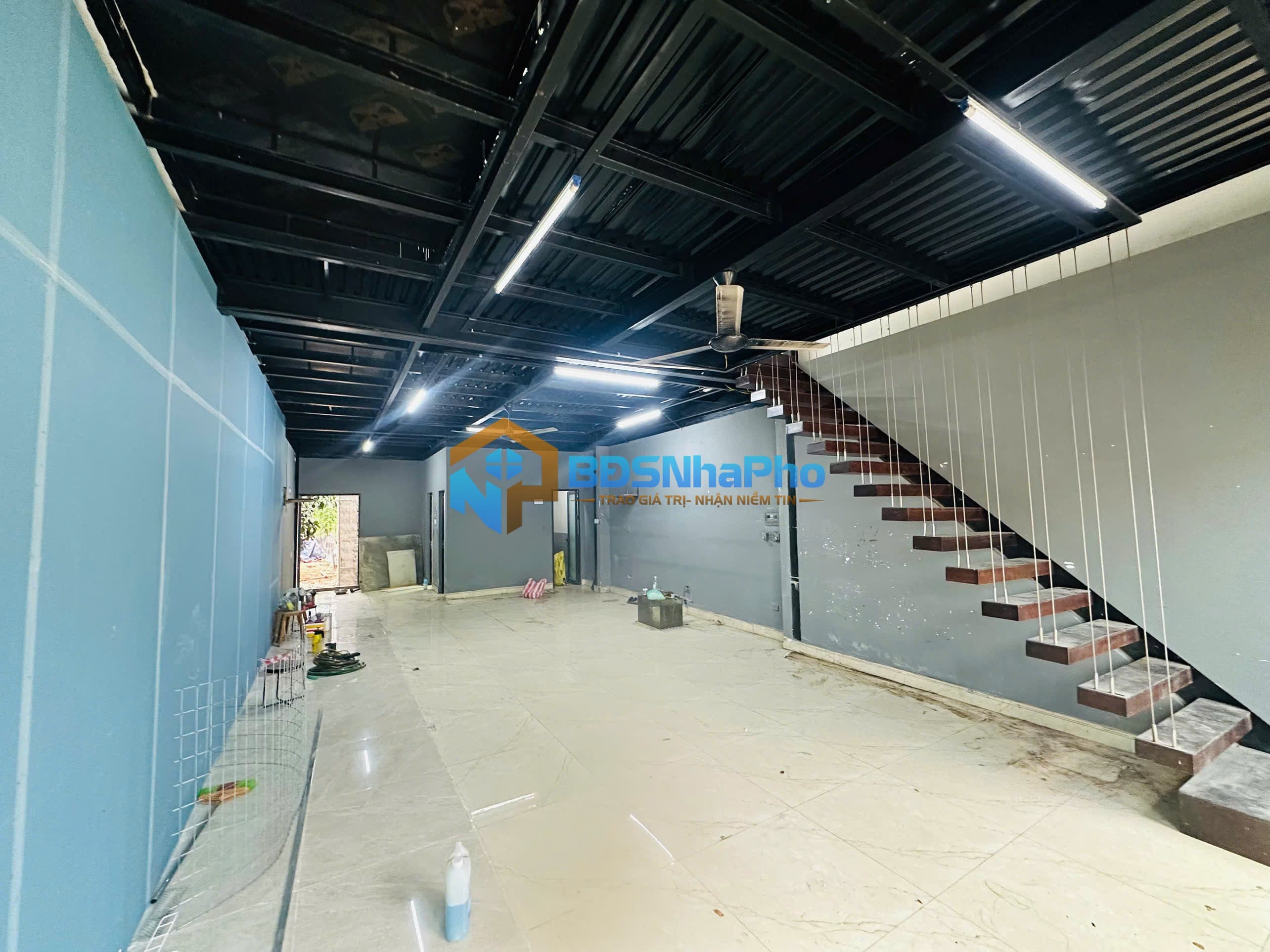 CHO THUÊ MB 2 TẦNG DT 160M2 TẠI VÕ CHÍ CÔNG - Ảnh 2