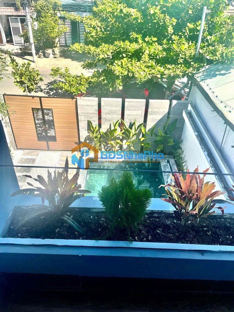 CHO THUÊ VILLA 2 TẦNG DT 180M2 TẠI NGUYỄN HỮU CẦU - NGŨ HÀNH SƠN - Ảnh 2