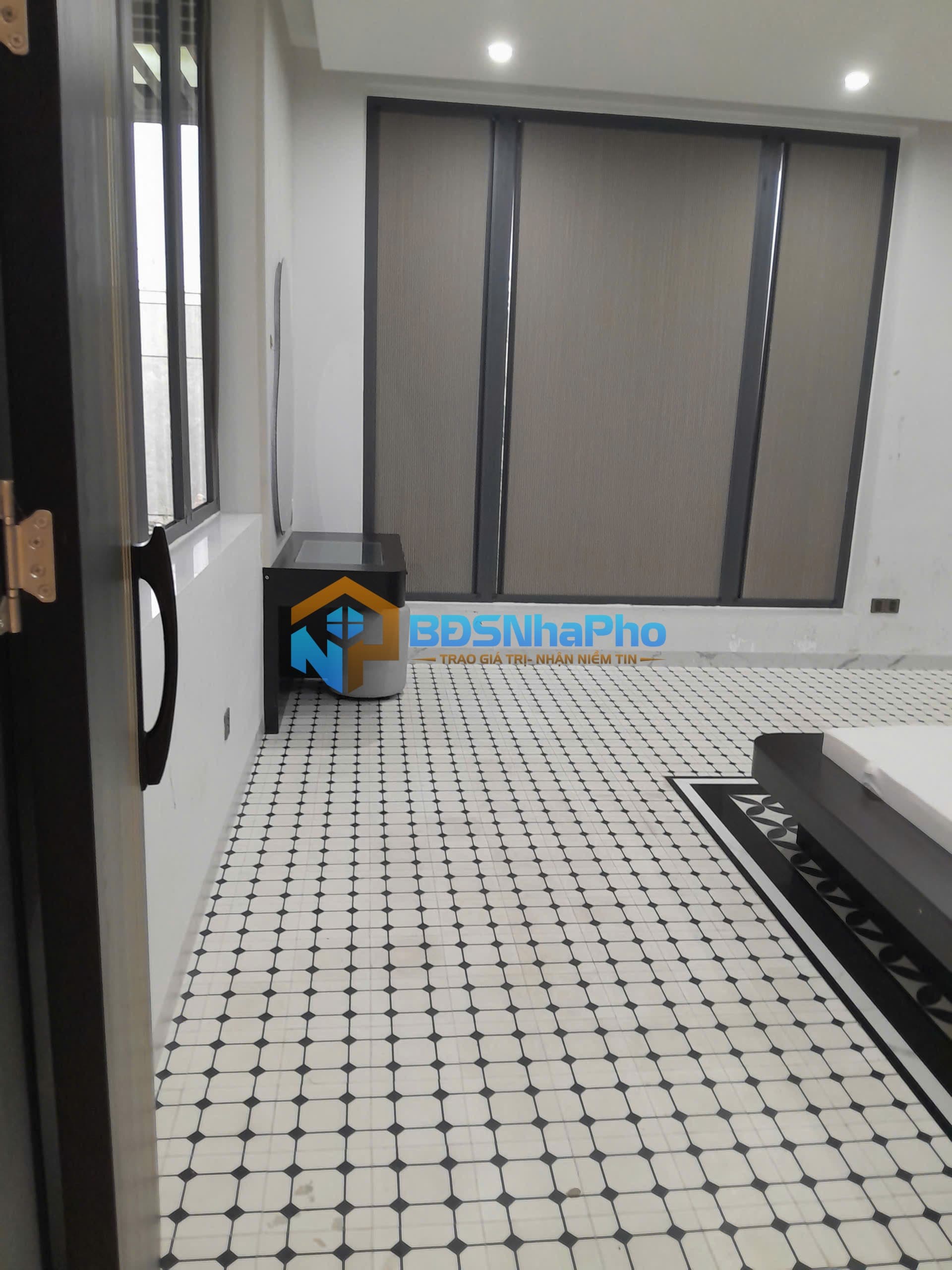 CHO THUÊ BIỆT THỰ 2 TẦNG DT 300M2 GẦN SÂN GOLF ĐIỆN NGỌC - Ảnh 2