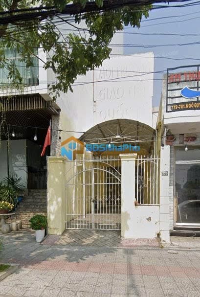 CHO THUÊ NHÀ NGUYÊN CĂN 3 TẦNG DT 265M2 TẠI NGÔ QUYỀN - Ảnh 1