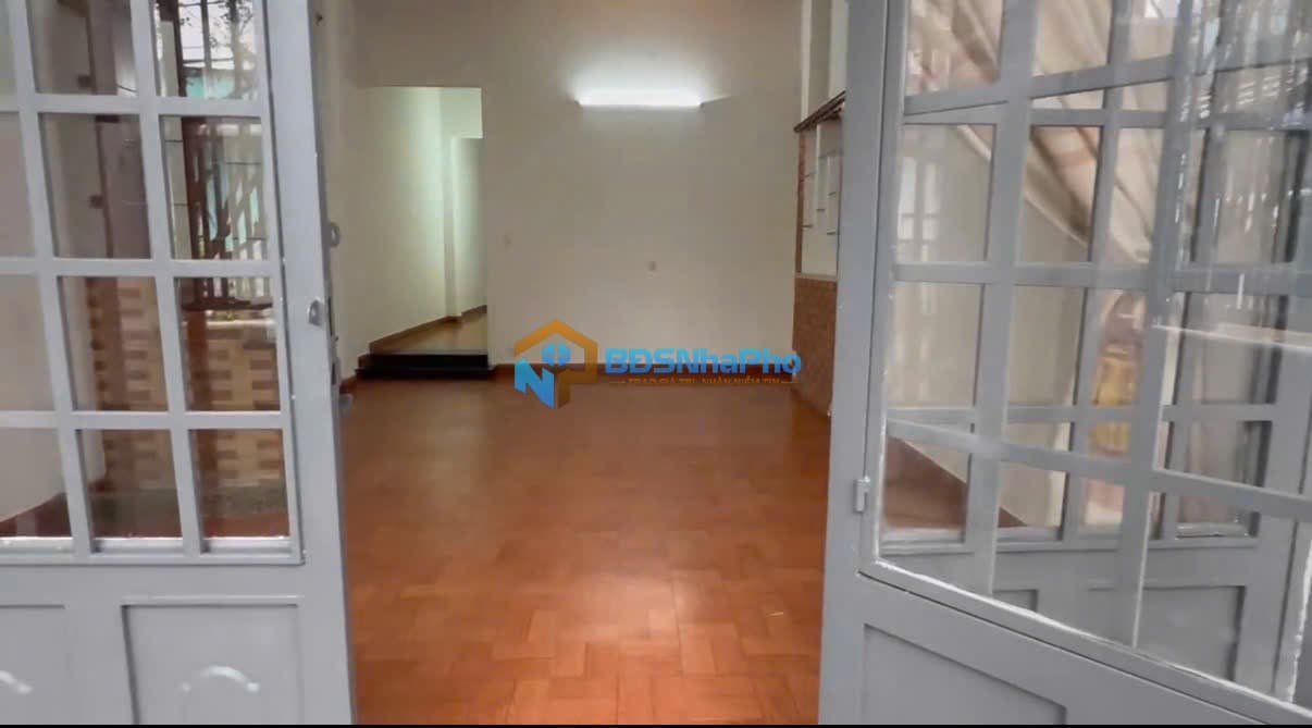 CHO THUÊ NHÀ CẤP 4 DT 91M2 TẠI TRỊNH HOÀI ĐỨC - Ảnh 2