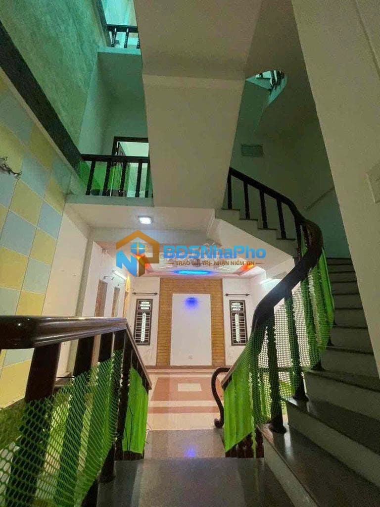 CHO THUÊ NHÀ NGUYÊN CĂN 4 TẦNG DT 100M2 TẠI BẾ VĂN ĐÀN - Ảnh 6