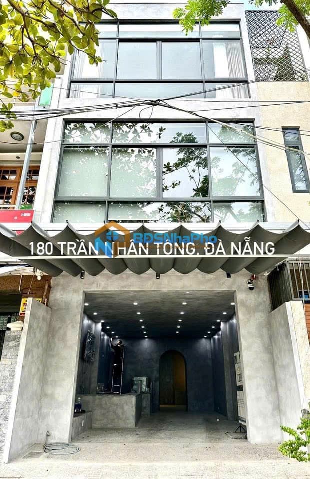 CHO THUÊ NHÀ NGUYÊN CĂN 3 TẦNG DT 102M2 TẠI TRẦN NHÂN TÔNG - Ảnh 1