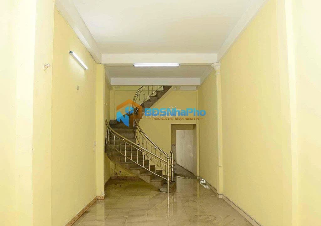 CHO THUÊ NHÀ NGUYÊN CĂN 2 TẦNG DT 90M2 TẠI TÔN ĐỨC THẮNG - Ảnh 3