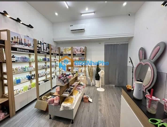 CHO THUÊ NHÀ NGUYÊN CĂN CẤP 4 DT 68M2 TẠI PHẠM THẾ HIỂN - Ảnh 2