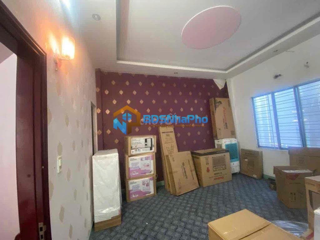 CHO THUÊ NHÀ 3,5 TẦNG DT 85M2 TẠI BẾ VĂN ĐÀN - Ảnh 3