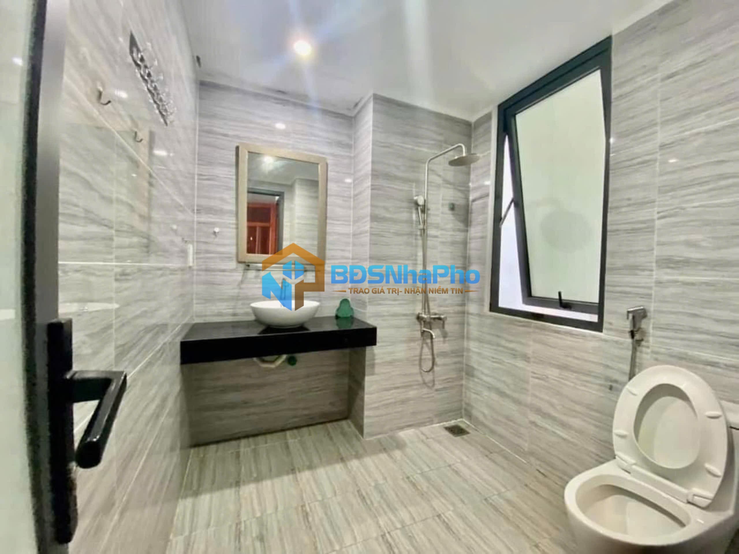 CHO THUÊ NHÀ 4,5 TẦNG MT HỒ HUÂN NGHIỆP - Ảnh 3