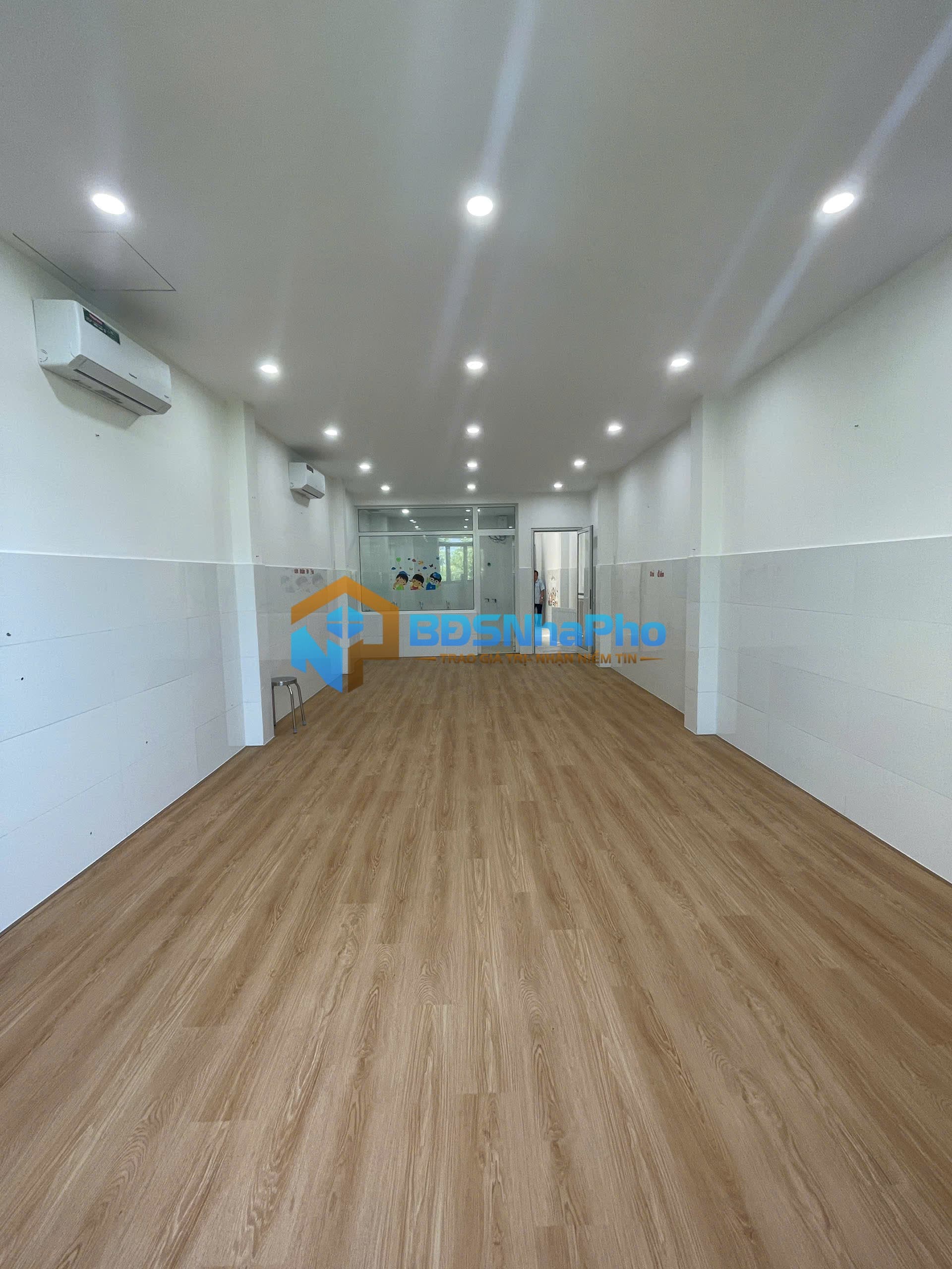 Nguyên căn Nguyễn Văn Linh 3 tầng mới toanh - Ảnh 4