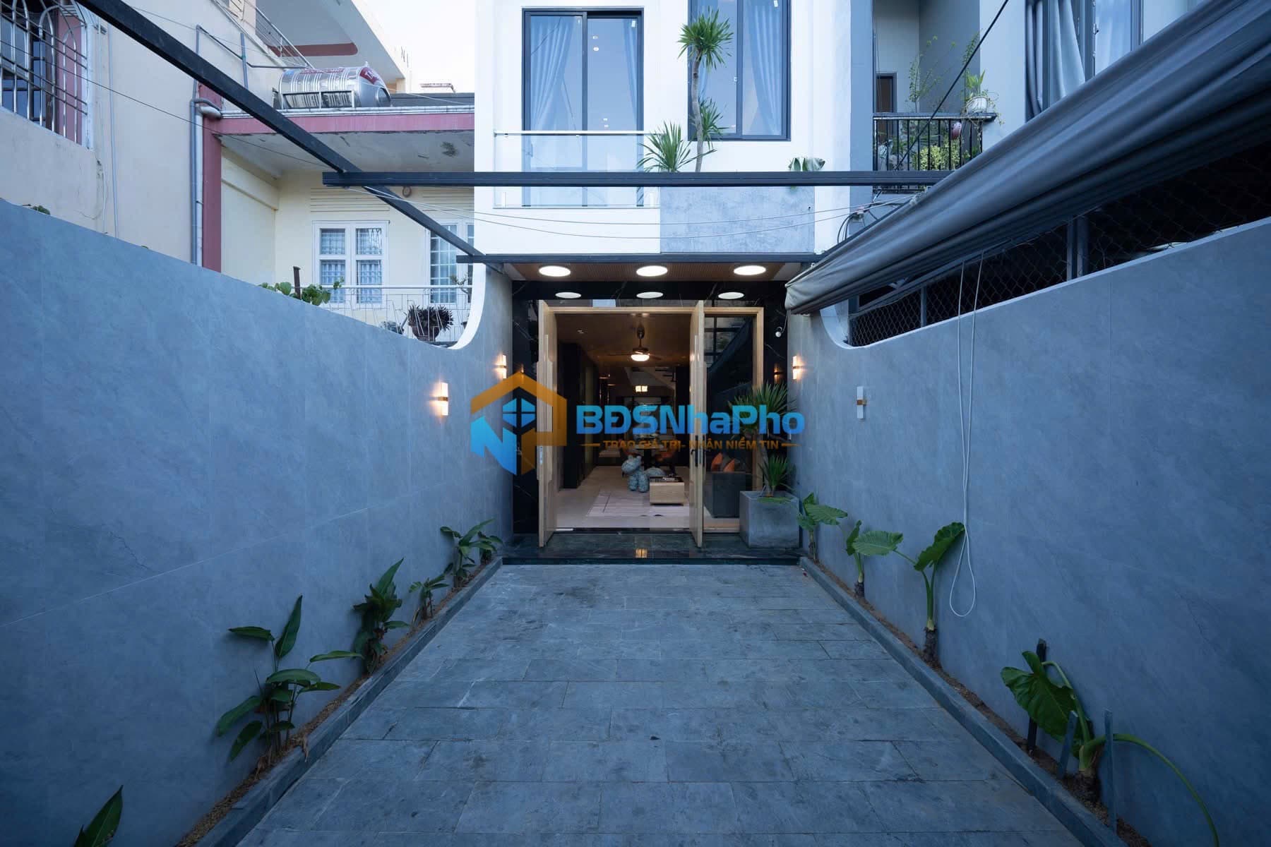 CHO THUÊ NGUYÊN CĂN VILLA NGAY CẦU RỒNG - Ảnh 7