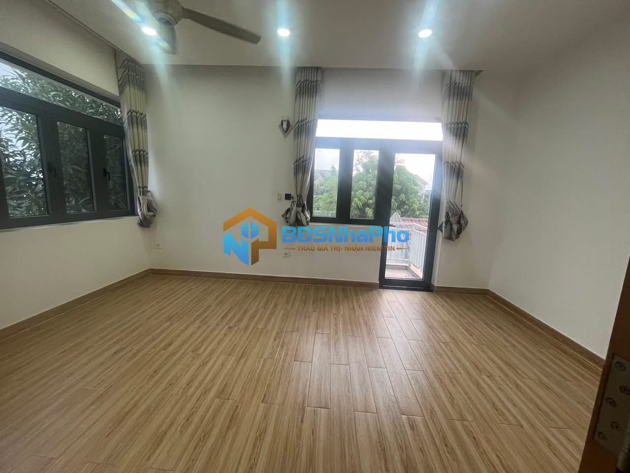 CHO THUÊ NGUYÊN CĂN TẠI NGŨ HÀNH SƠN, ĐÀ NẴNG mặt tiền TRƯƠNG MINH GIẢNG - Ảnh 4