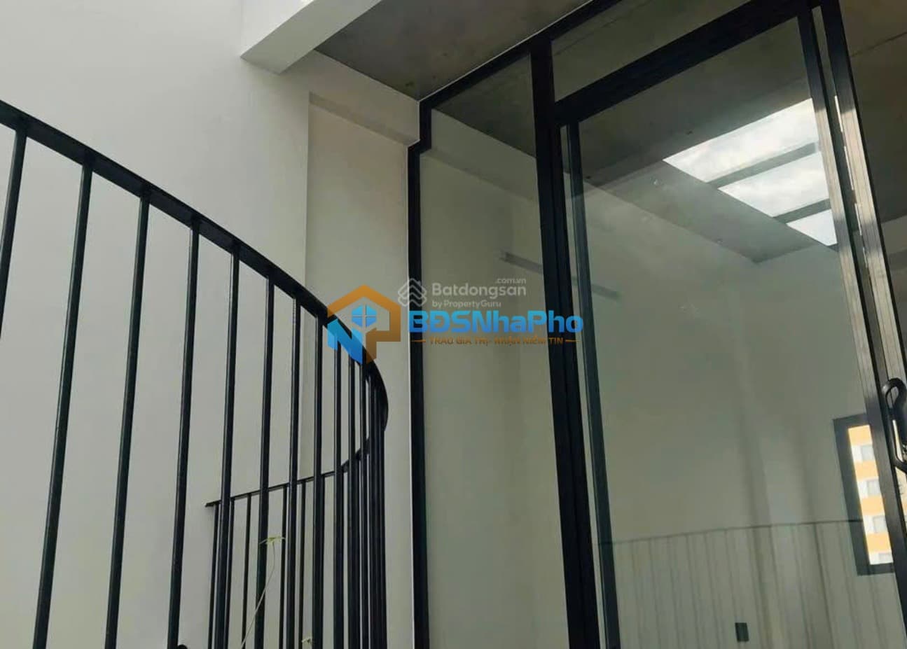 🎯 Cho thuê nhà 4 tầng – Đường Tạ Mỹ Duật, gần Phạm Văn Đồng – Đà Nẵng - Ảnh 2