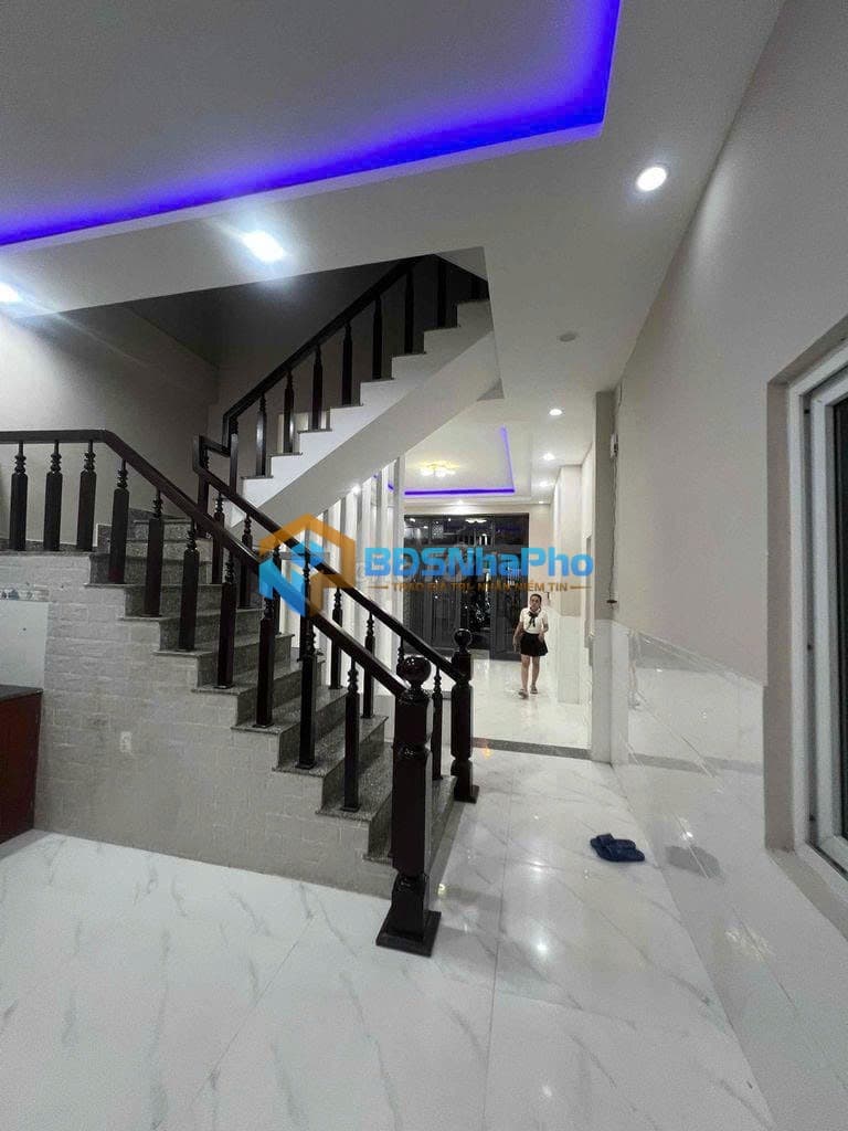 Cho thuê nhà mặt tiền Nguyễn Thiện Kế - Ảnh 1