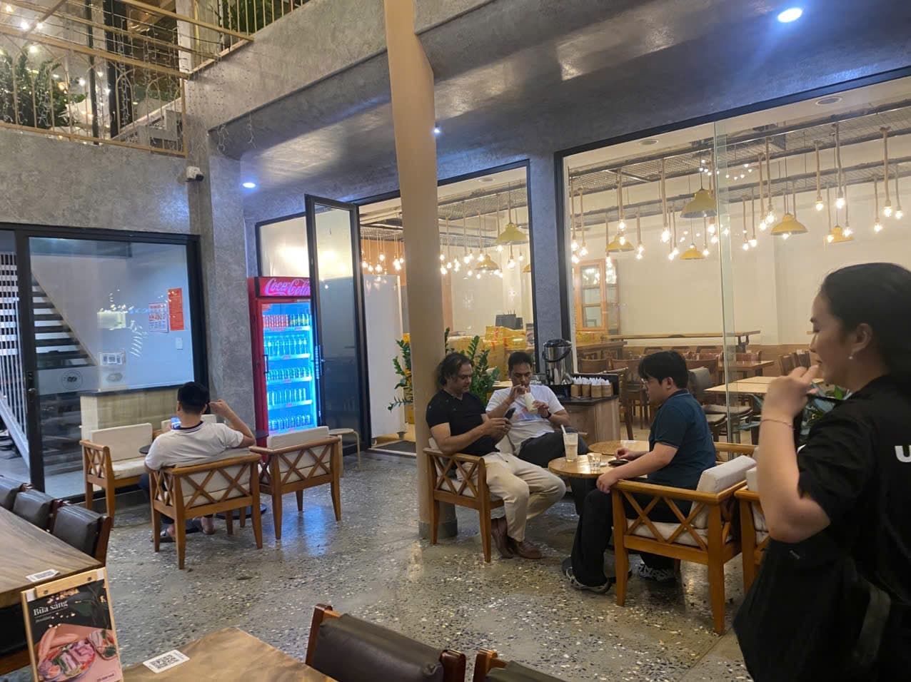 cho thuê nhà 246 Trần Hưng Đạo Ngang 15x20x 2 tầng. - Ảnh 2